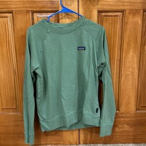 Patagonia sweatshirt